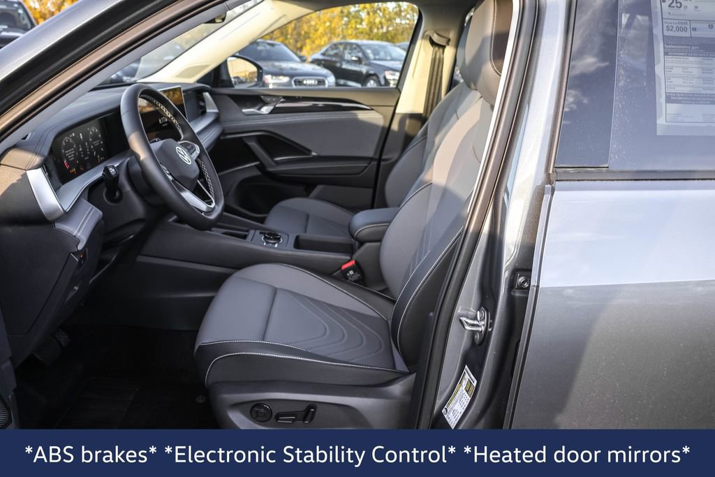 New 2026 Volkswagen Tiguan SE image 6