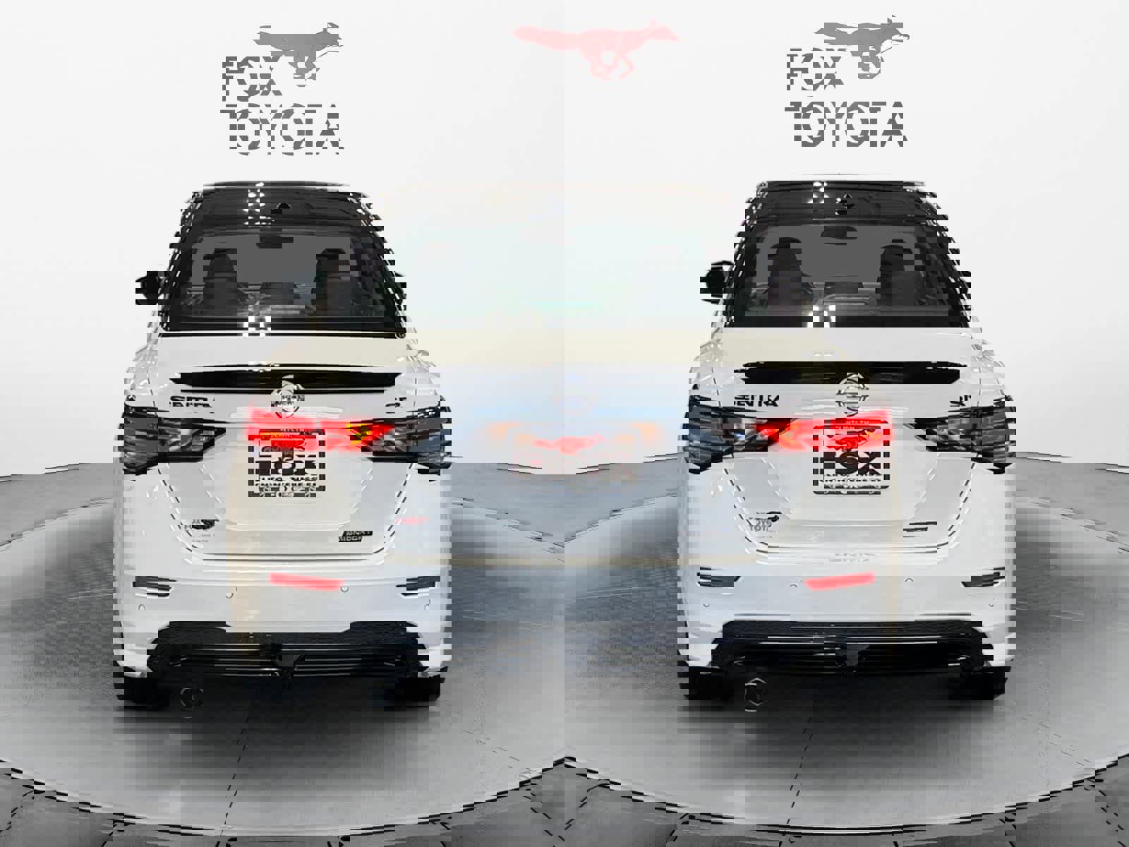 Used 2023 Nissan Sentra SR w/ Midnight Edition Package image 5