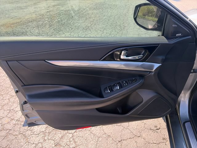 Used 2023 Nissan Maxima SL FWD image 10