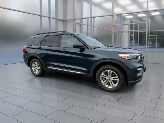 Certified 2023 Ford Explorer XLT w/ Equipment Group 202A image 2