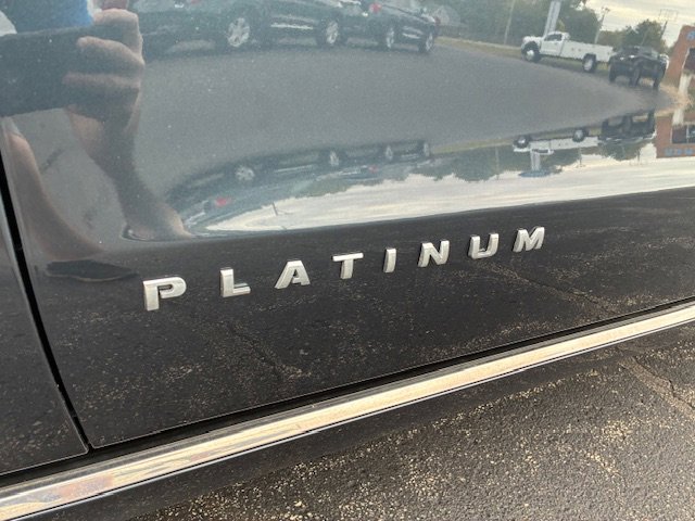Used 2023 Ford Expedition Platinum image 9