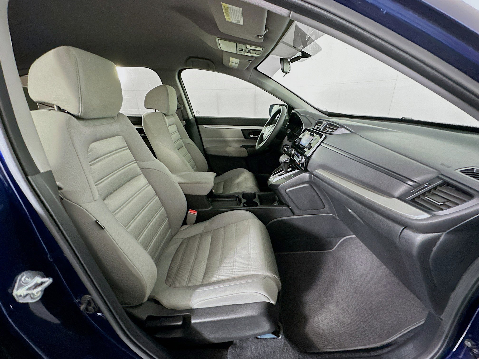 Used 2018 Honda CR-V LX image 28