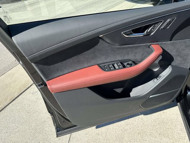 New 2026 Audi SQ7 Prestige AWD/4WD image 8