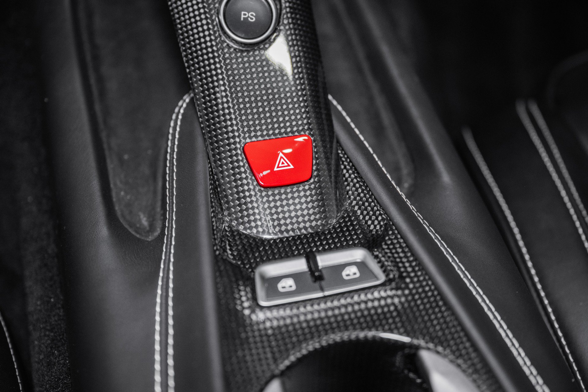 Used 2017 Ferrari F12 Berlinetta RWD image 39