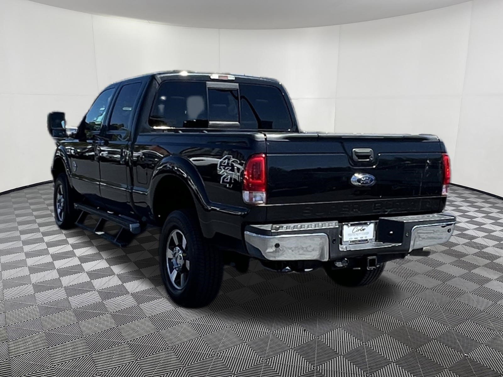 Used 2015 Ford F350 Lariat w/ Lariat Ultimate Package AWD/4WD image 4