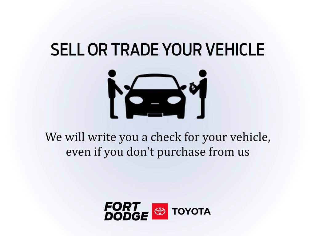 Used 2015 Toyota Sienna XLE w/ XLE Navigation Package FWD image 24