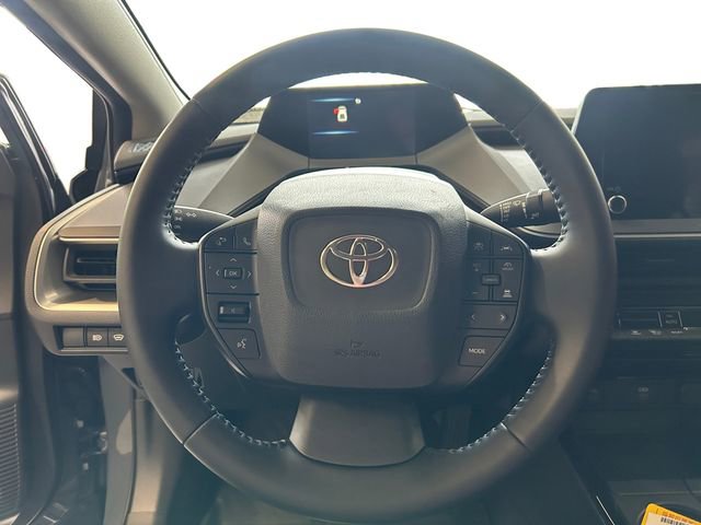 Used 2025 Toyota Prius LE image 13