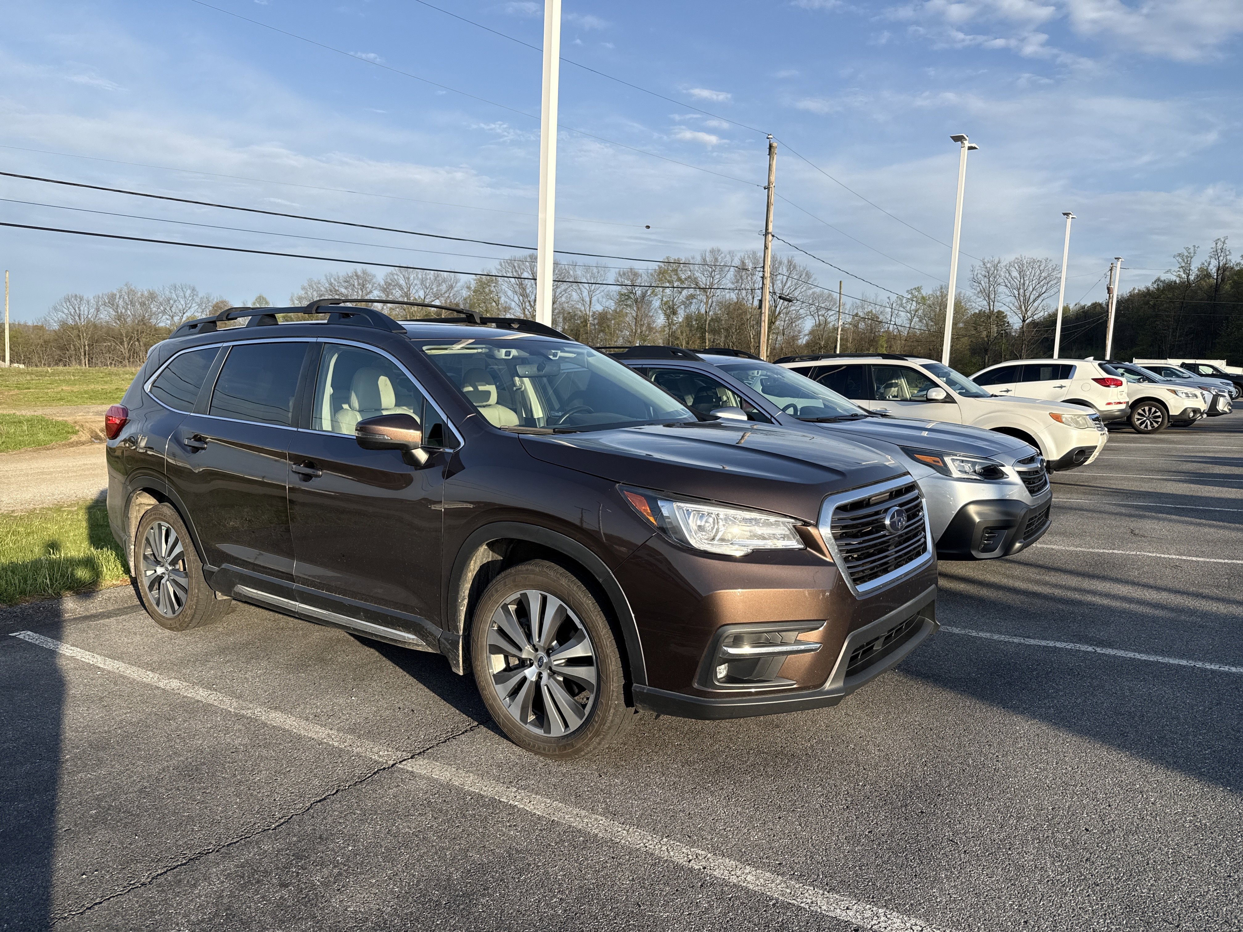 Used 2019 Subaru Ascent Limited w/ Popular Package #2 AWD/4WD image 1