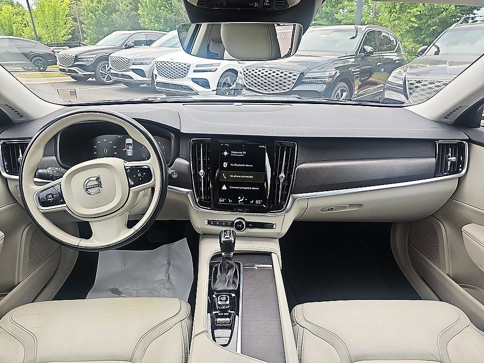Used 2018 Volvo V90 T6 Cross Country w/ Convenience Package AWD/4WD image 30