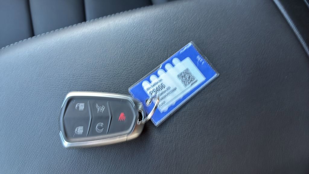 Certified 2023 Cadillac XT5 Premium Luxury w/ LPO, Floor Liner Package image 23