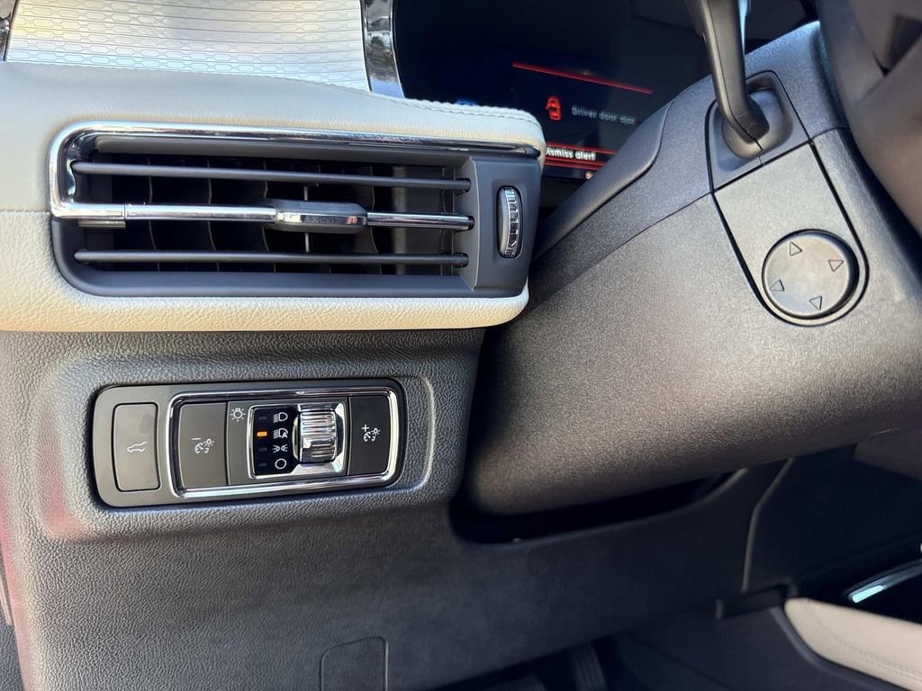 New 2026 Lincoln Corsair Premiere image 30