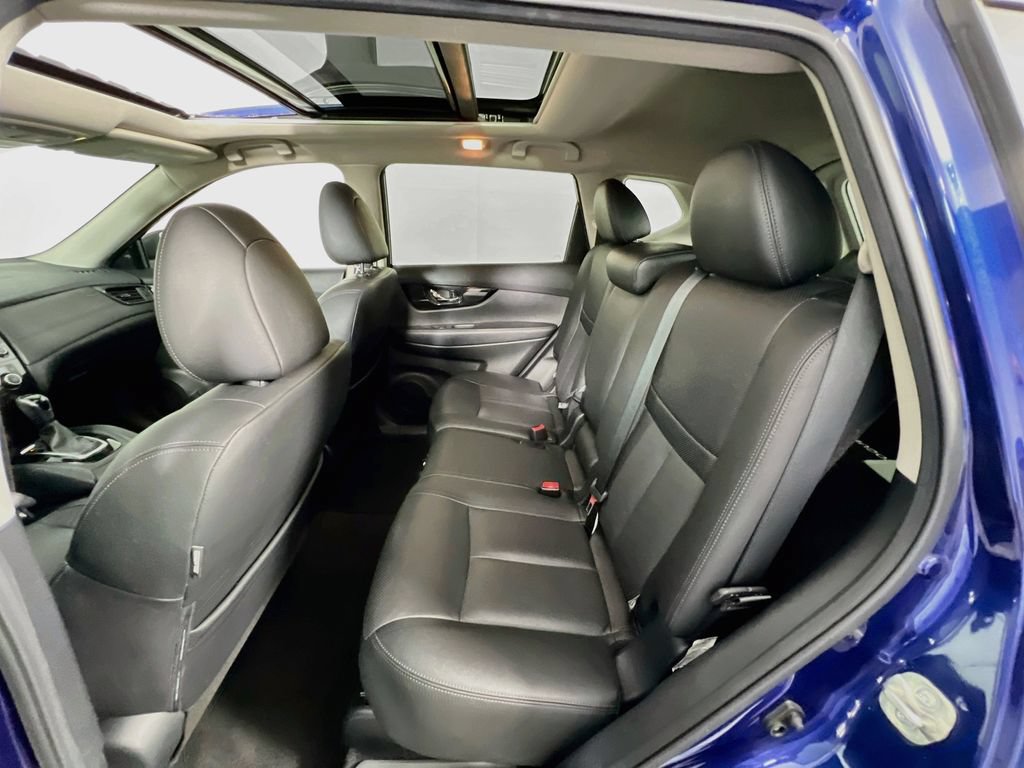 Used 2020 Nissan Rogue SL w/ Premium Package AWD/4WD image 24