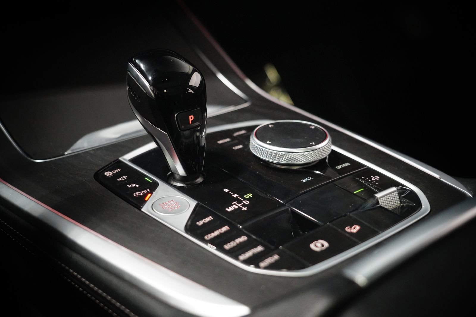 Used 2020 BMW X7 xDrive40i w/ Premium Package image 27