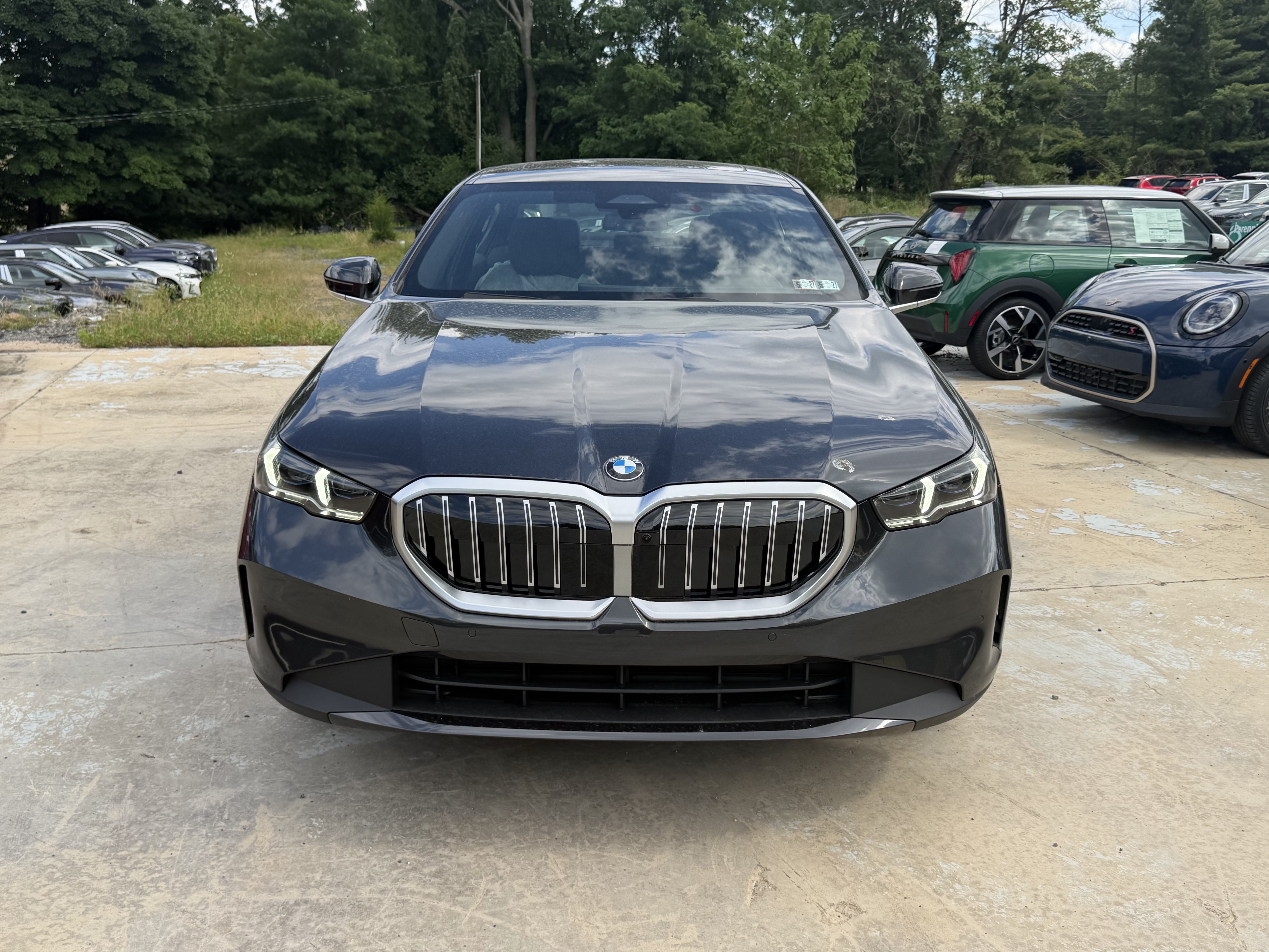 New 2027 BMW 530i xDrive AWD/4WD image 2
