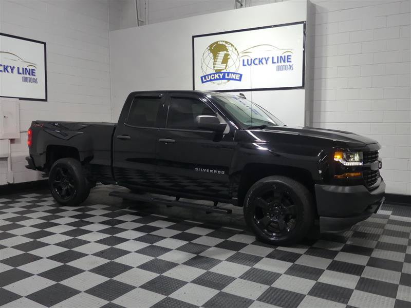 Used 2018 Chevrolet Silverado 1500 W/T w/ Black Out Edition AWD/4WD image 6