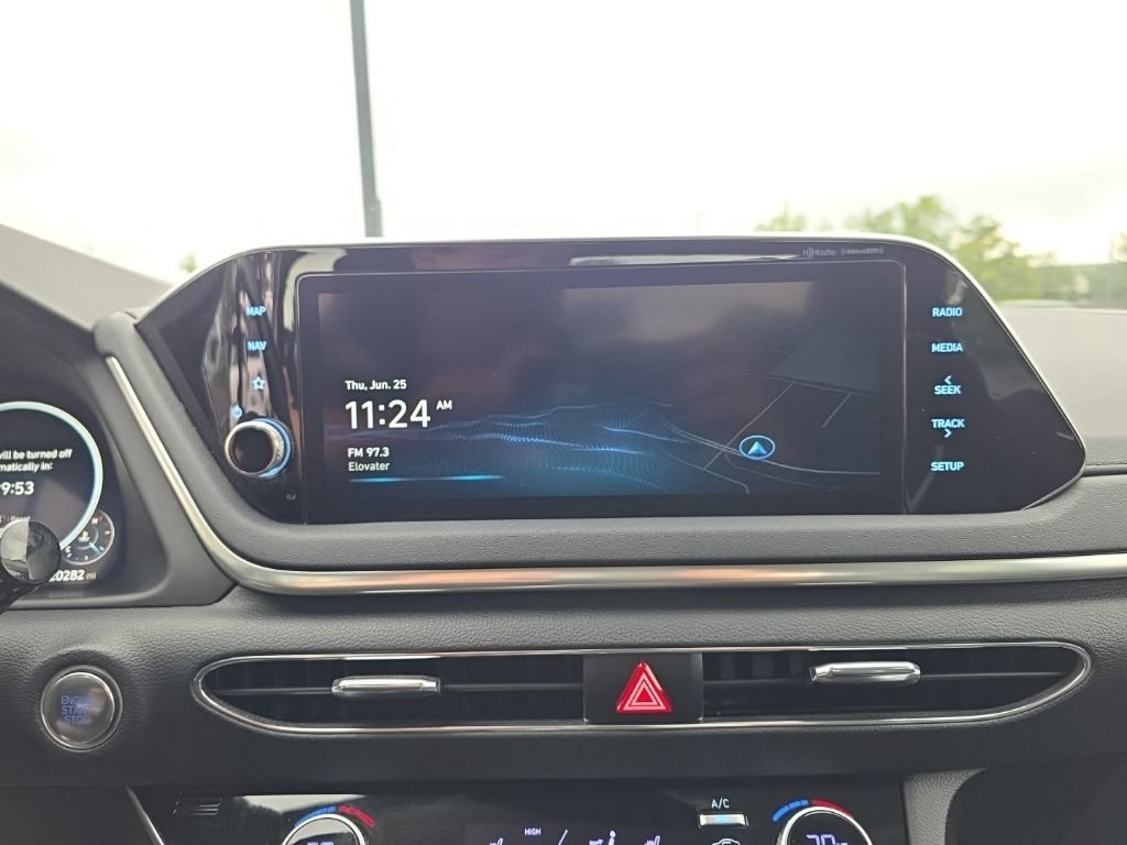 Used 2023 Hyundai Sonata SEL w/ Convenience Package FWD image 16