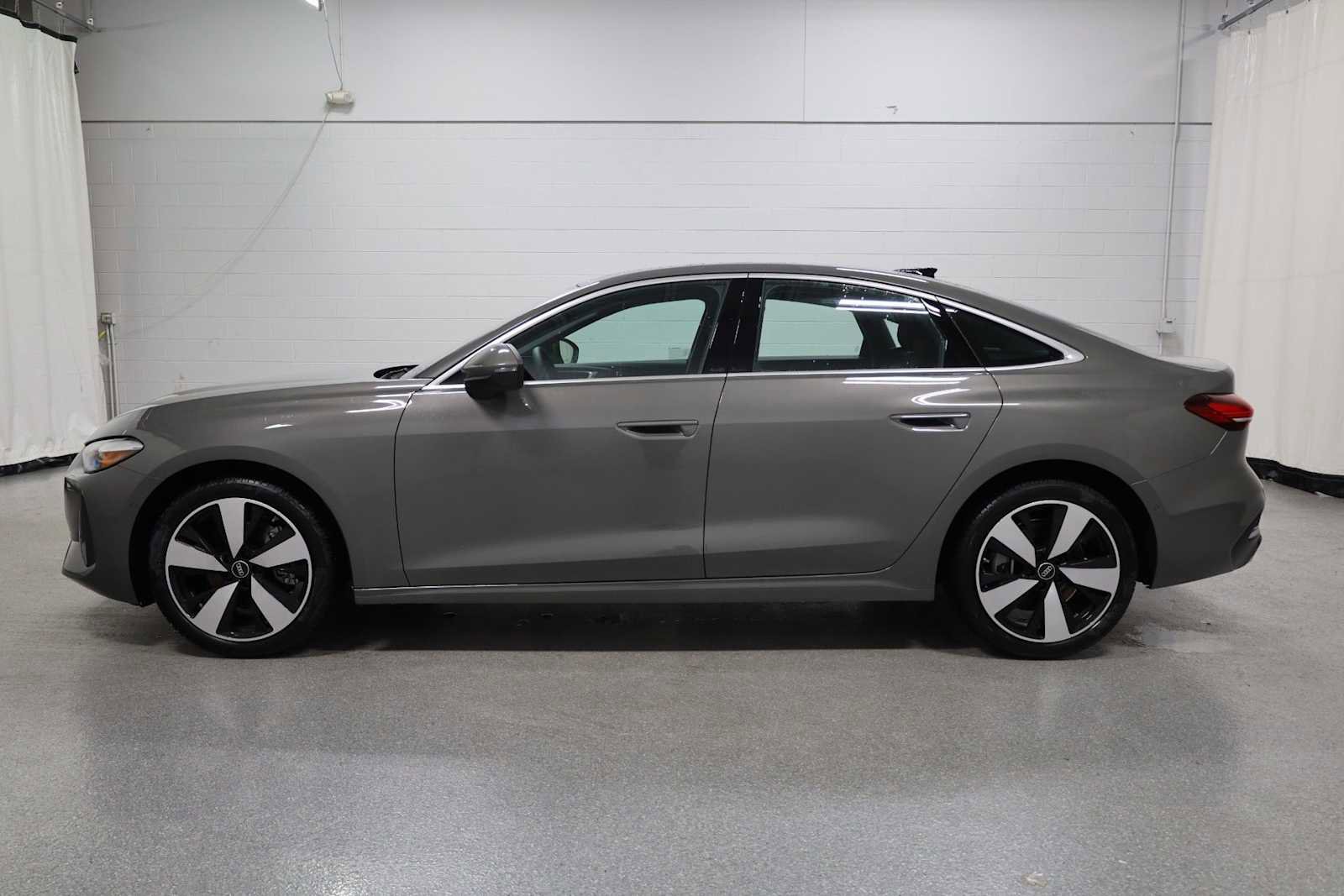 New 2025 Audi A5 2.0T Premium image 2