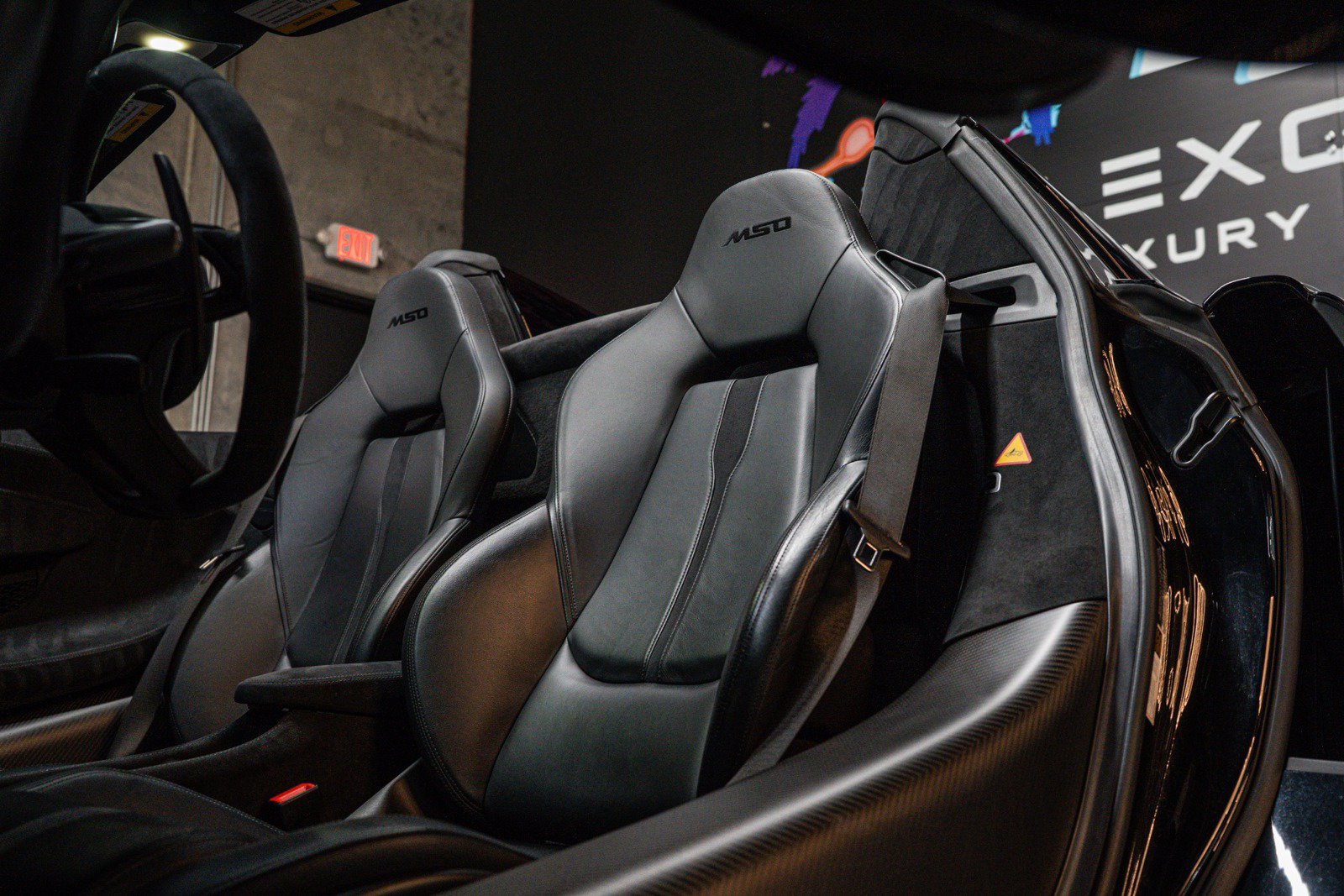 Used 2020 McLaren 600LT Spider RWD image 10