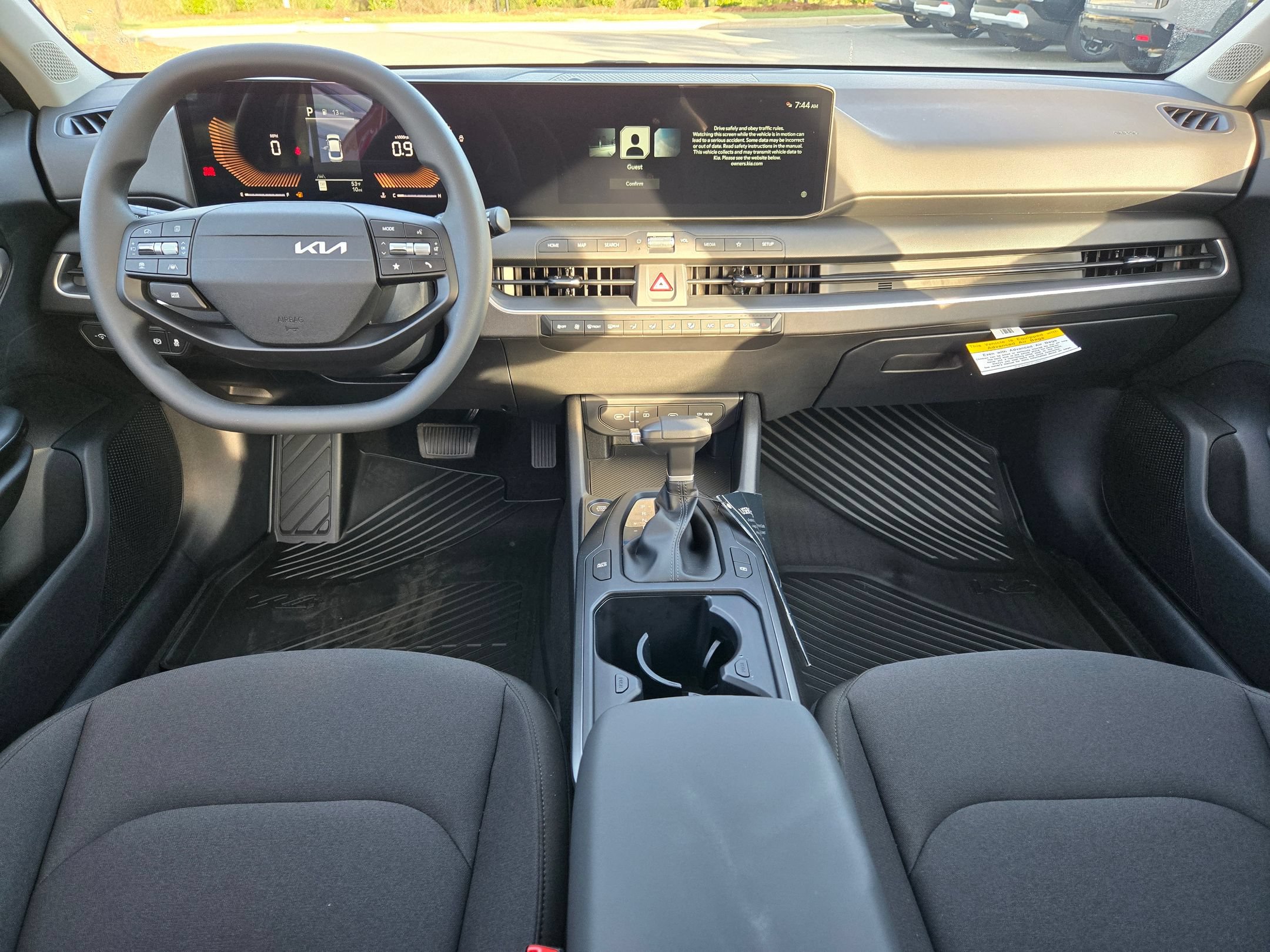 New 2026 Kia K4 FWD image 10