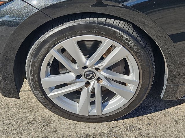 Used 2024 Lexus IS 300 w/ Comfort Package RWD image 22