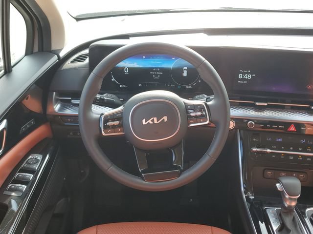 Certified 2023 Kia Carnival SX Prestige FWD image 12