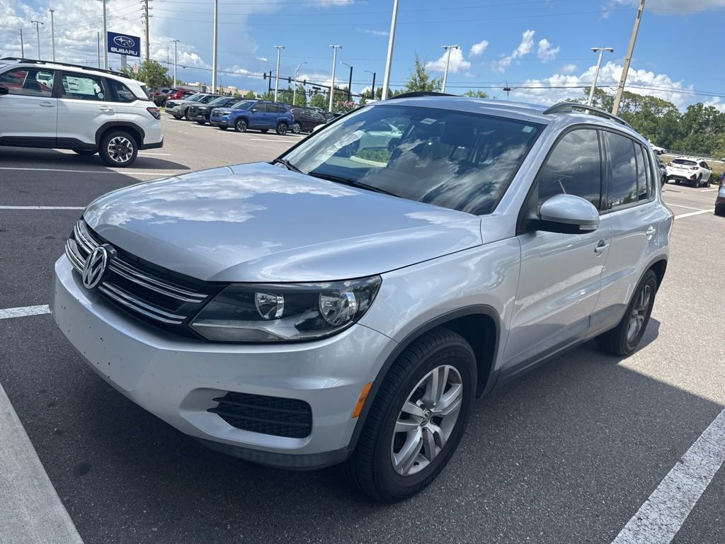 Used 2016 Volkswagen Tiguan S FWD image 1