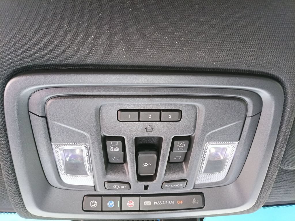 Used 2025 GMC Sierra 2500 AT4 w/ AT4 Premium Plus Package AWD/4WD image 19