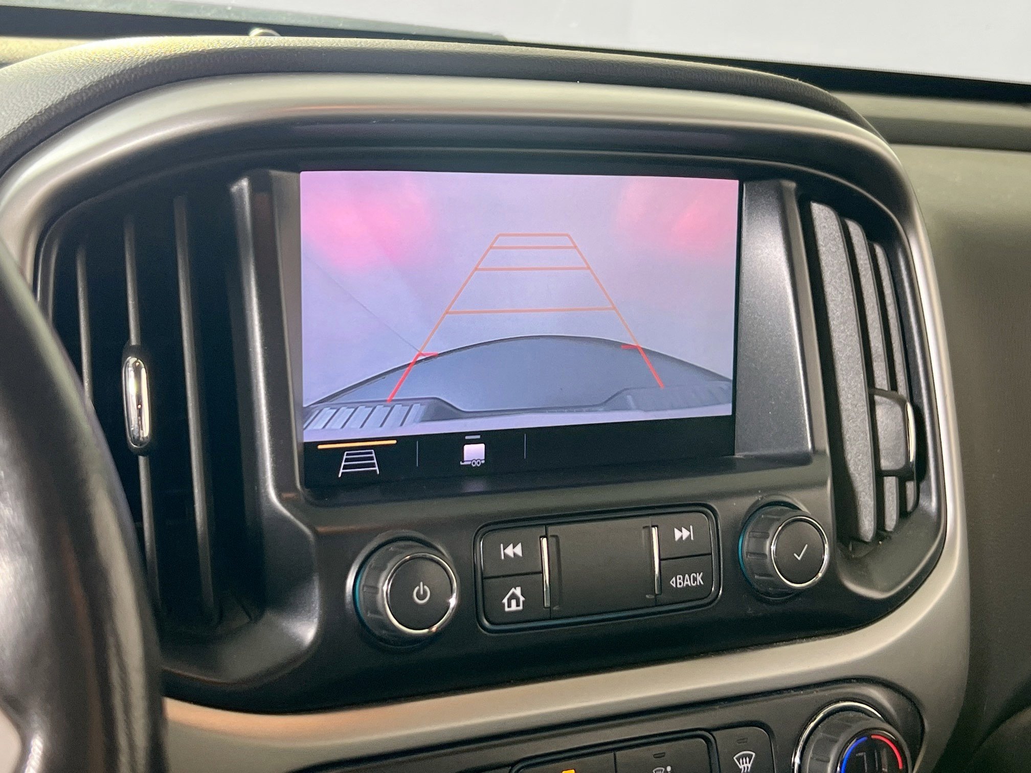 Used 2020 Chevrolet Colorado ZR2 image 13