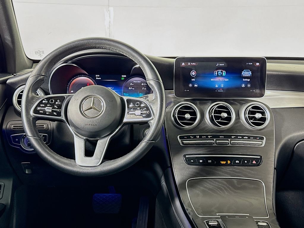Used 2020 Mercedes-Benz GLC 300 image 26