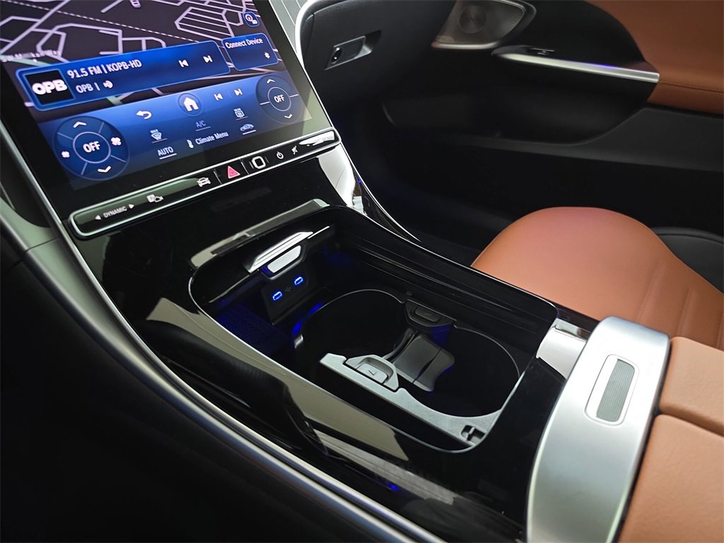 Used 2024 Mercedes-Benz C 300 4MATIC Sedan image 28