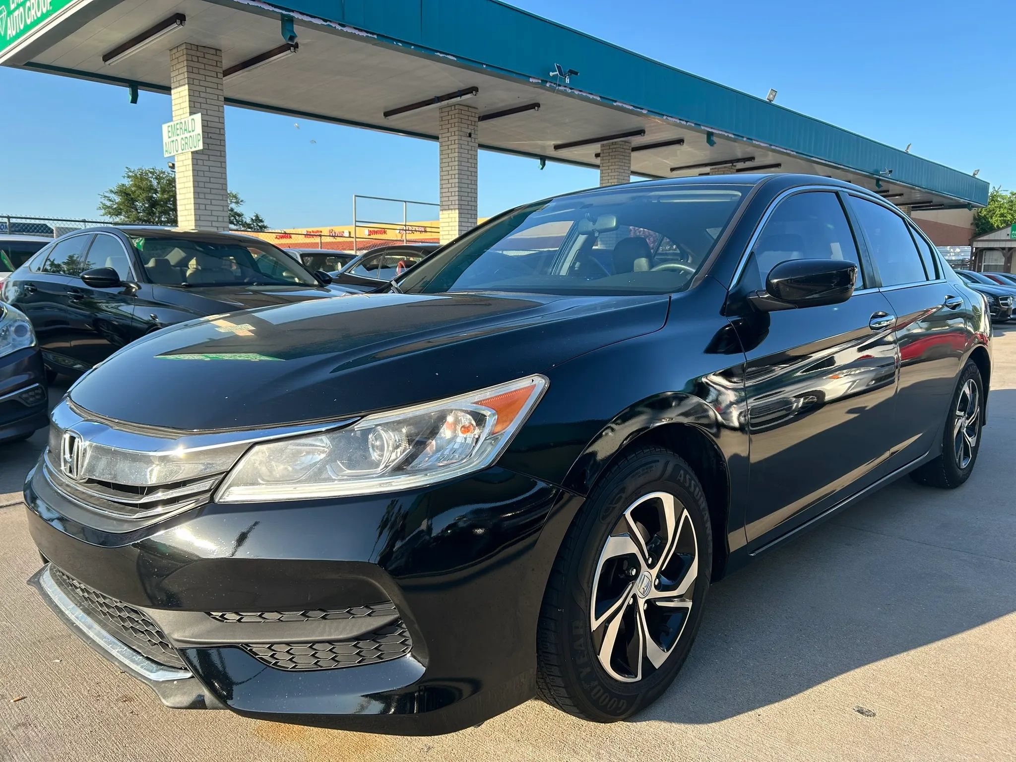 Used 2017 Honda Accord LX image 1