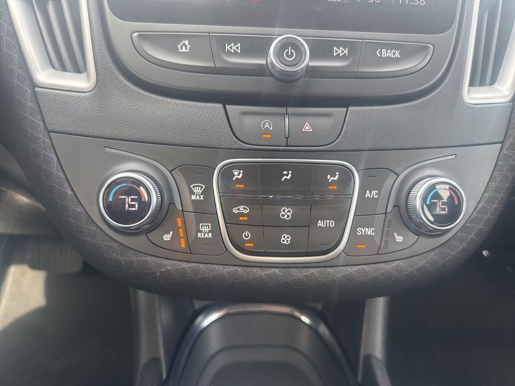 Used 2024 Chevrolet Malibu LT w/ Sport Edition image 21