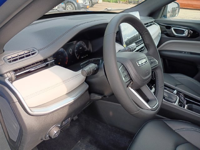 New 2026 Jeep Compass Limited AWD/4WD image 11