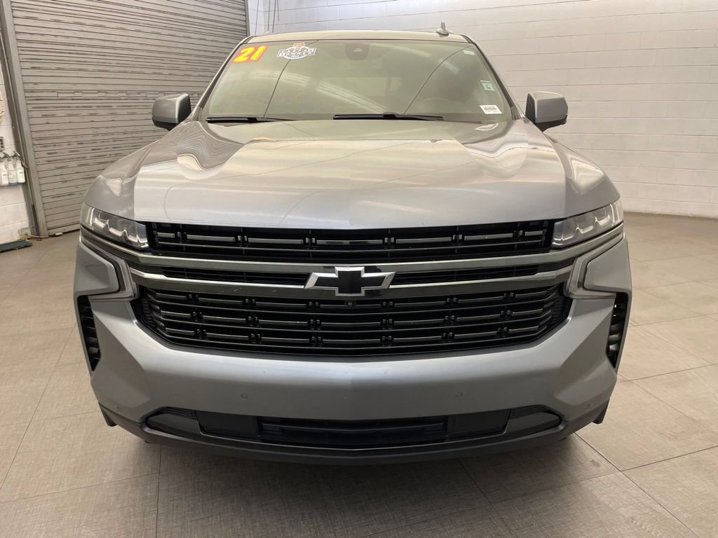 Used 2021 Chevrolet Suburban RST w/ Luxury Package AWD/4WD image 8