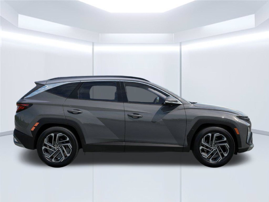 New 2026 Hyundai Tucson SEL Plus w/ Tow & Go Package FWD image 7