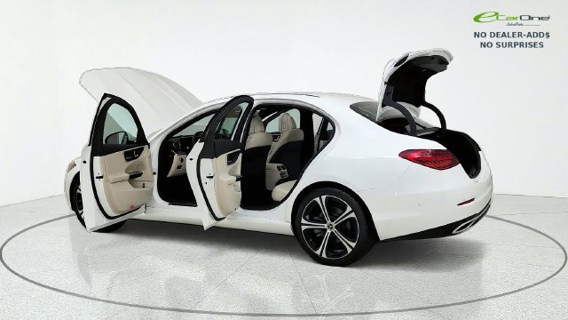 Used 2025 Mercedes-Benz C 300 Sedan image 16