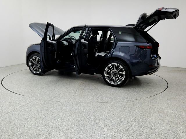 New 2026 Land Rover Range Rover Sport Dynamic SE AWD/4WD image 12