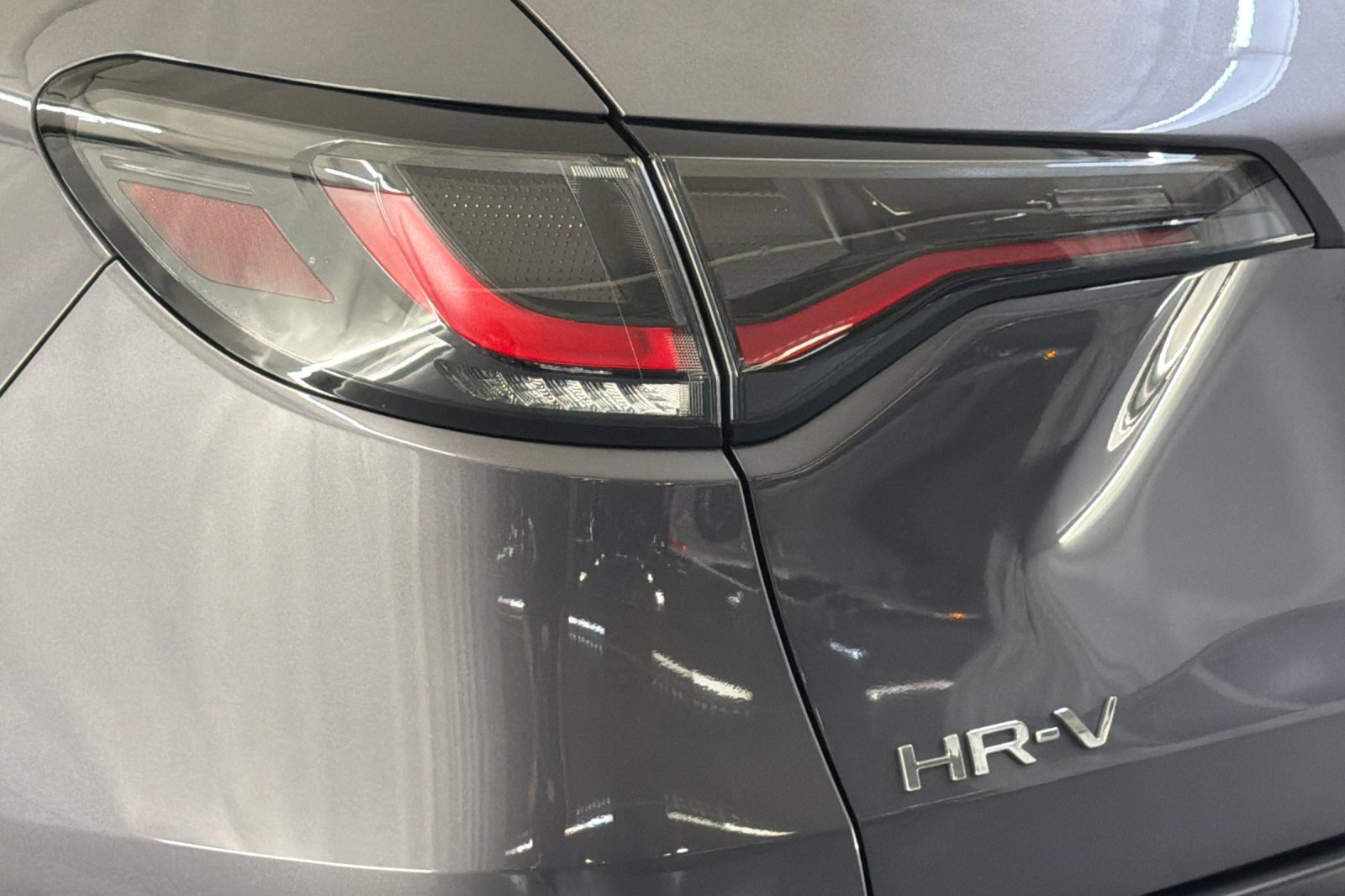 Used 2025 Honda HR-V LX image 13