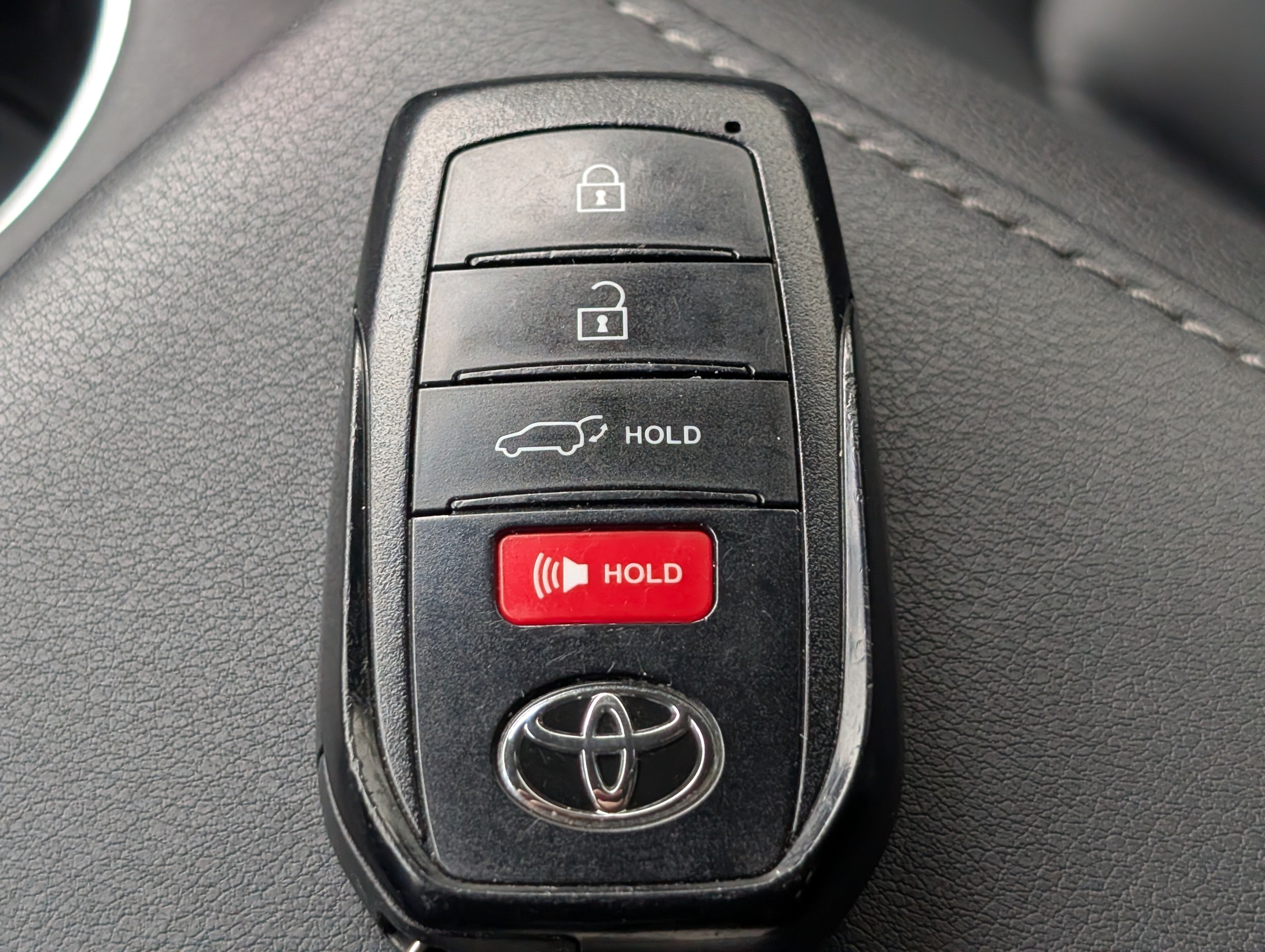 Used 2024 Toyota Venza Nightshade AWD/4WD image 29