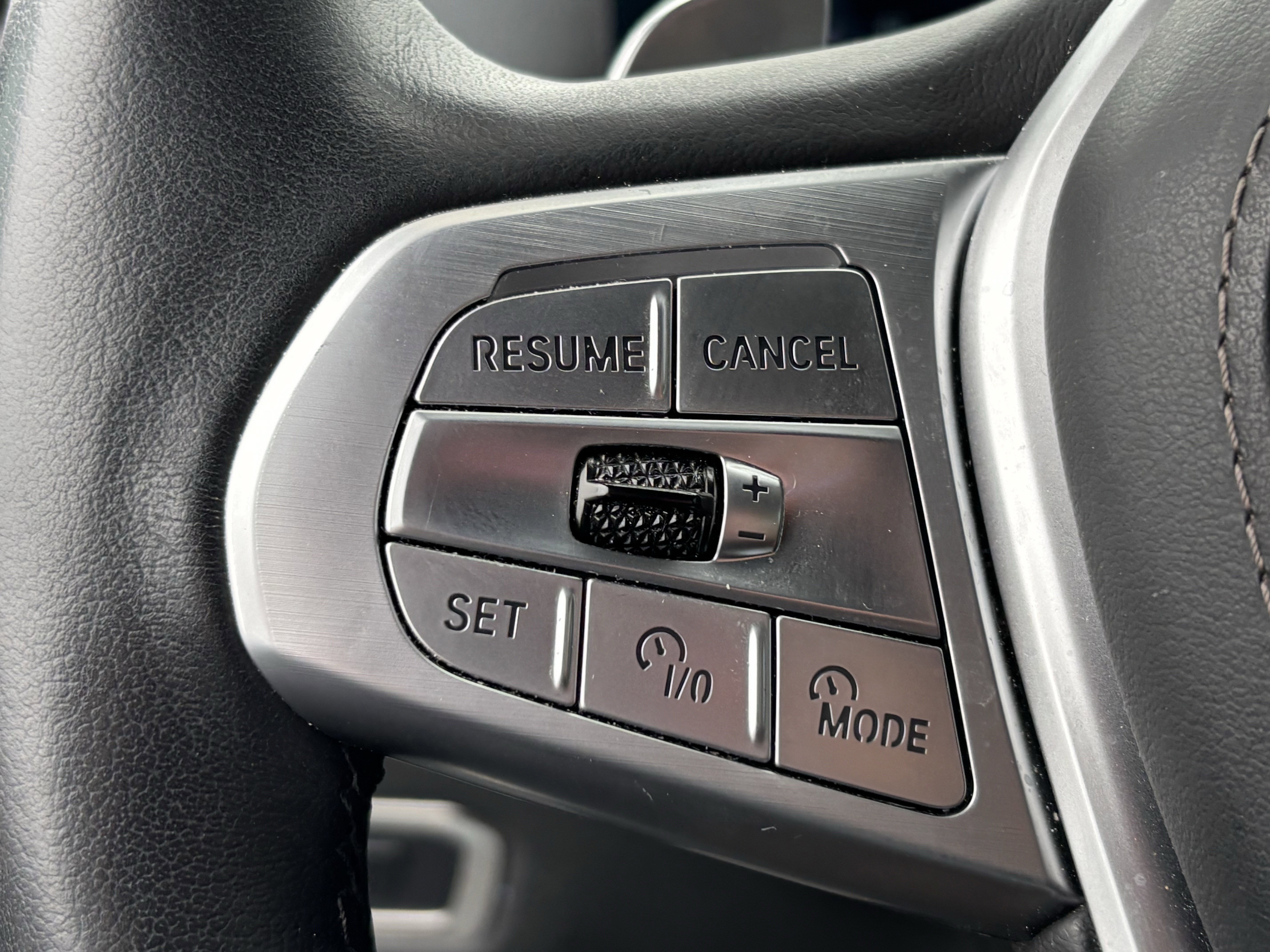 Certified 2024 BMW X7 xDrive40i w/ Executive Package image 19