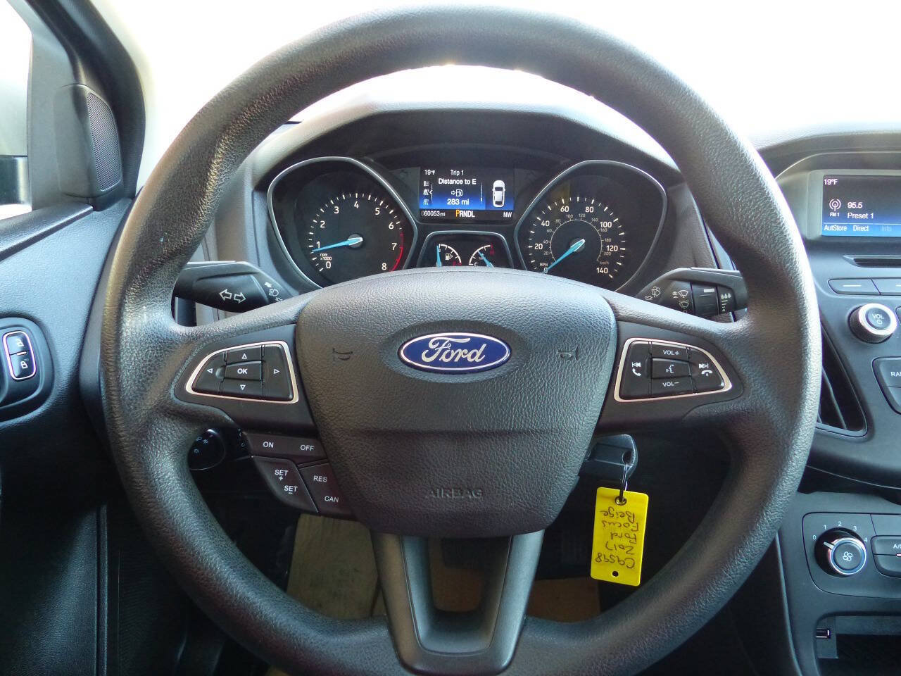 Used 2017 Ford Focus SE FWD image 24