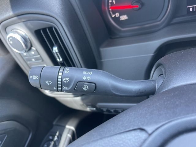 Used 2025 GMC Sierra 3500 Pro w/ Convenience Package image 17