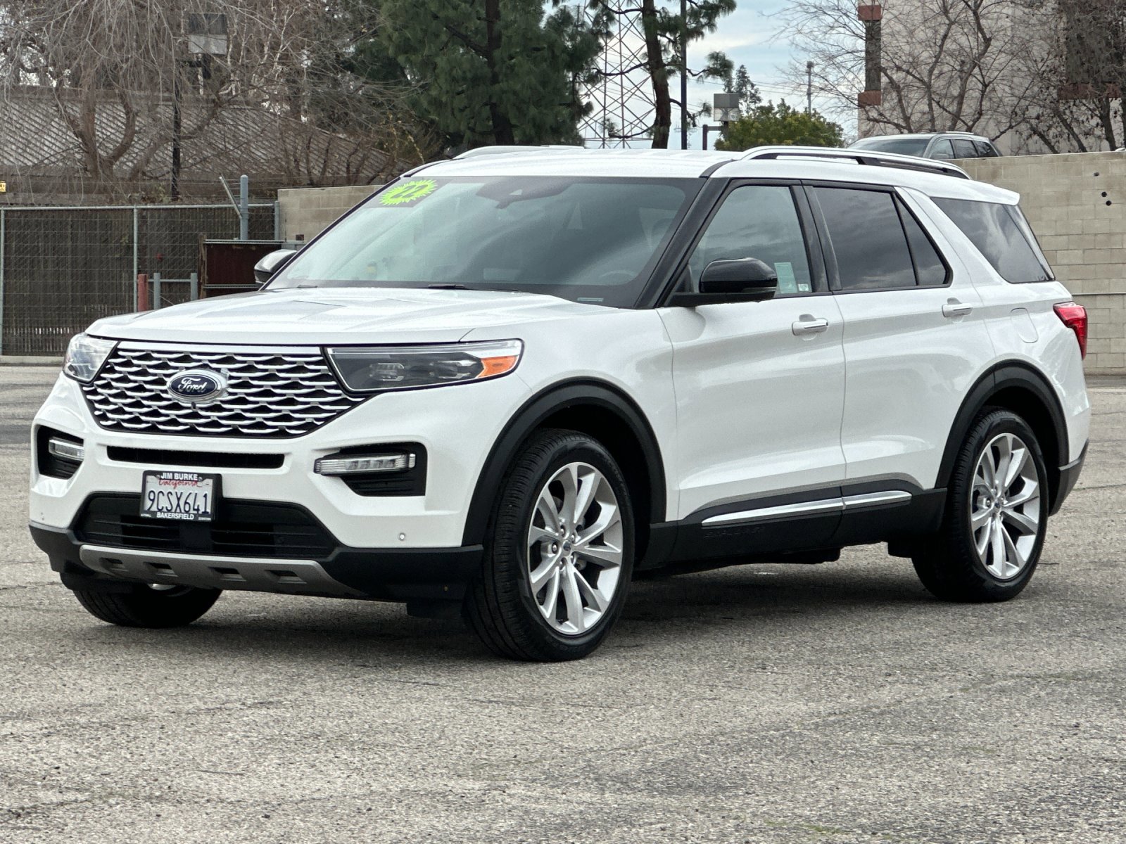 Certified 2022 Ford Explorer Platinum w/ Equipment Group 601A image 9