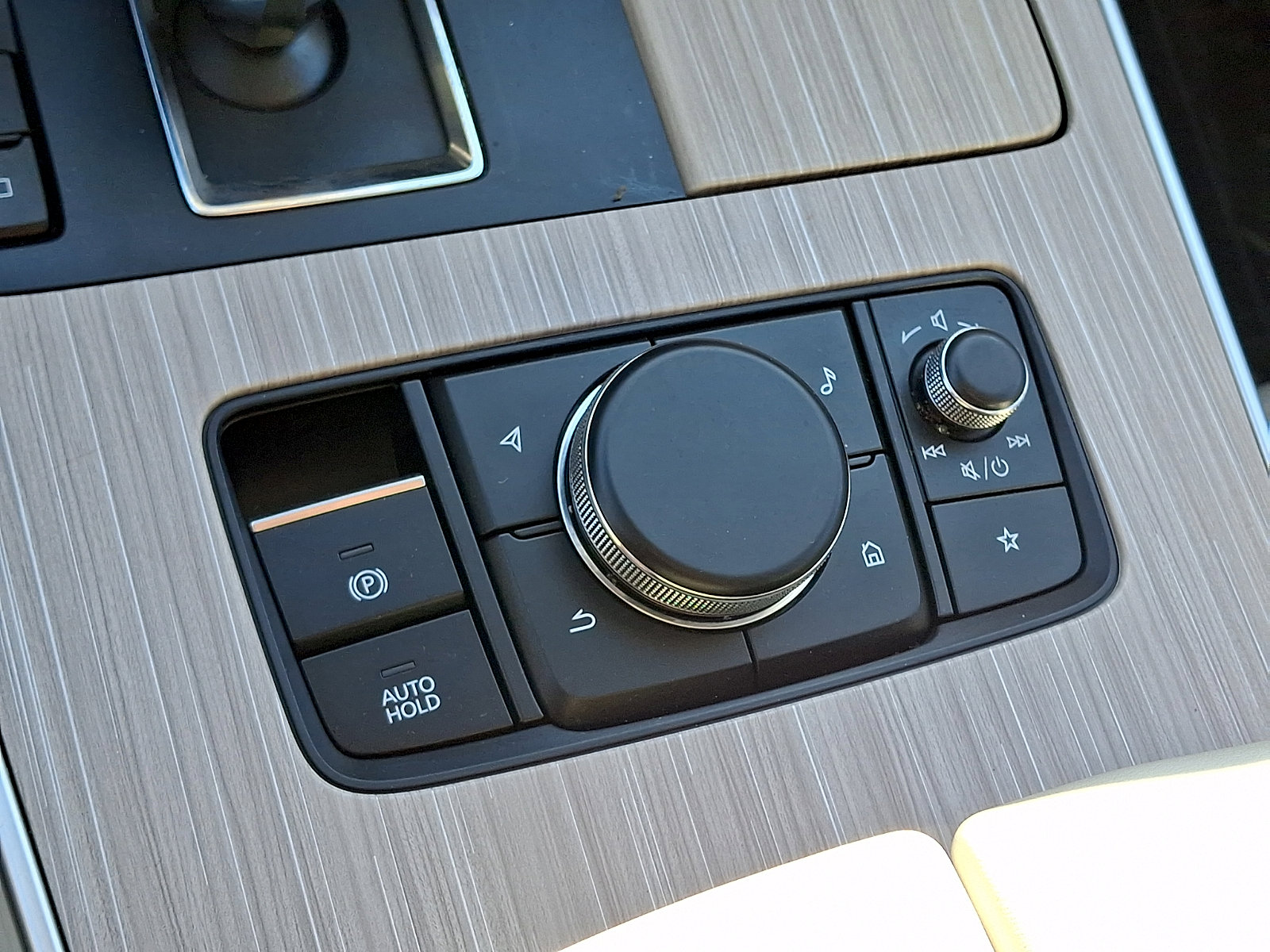 Certified 2024 MAZDA CX-90 Plug-In Hybrid w/ Premium Plus image 27