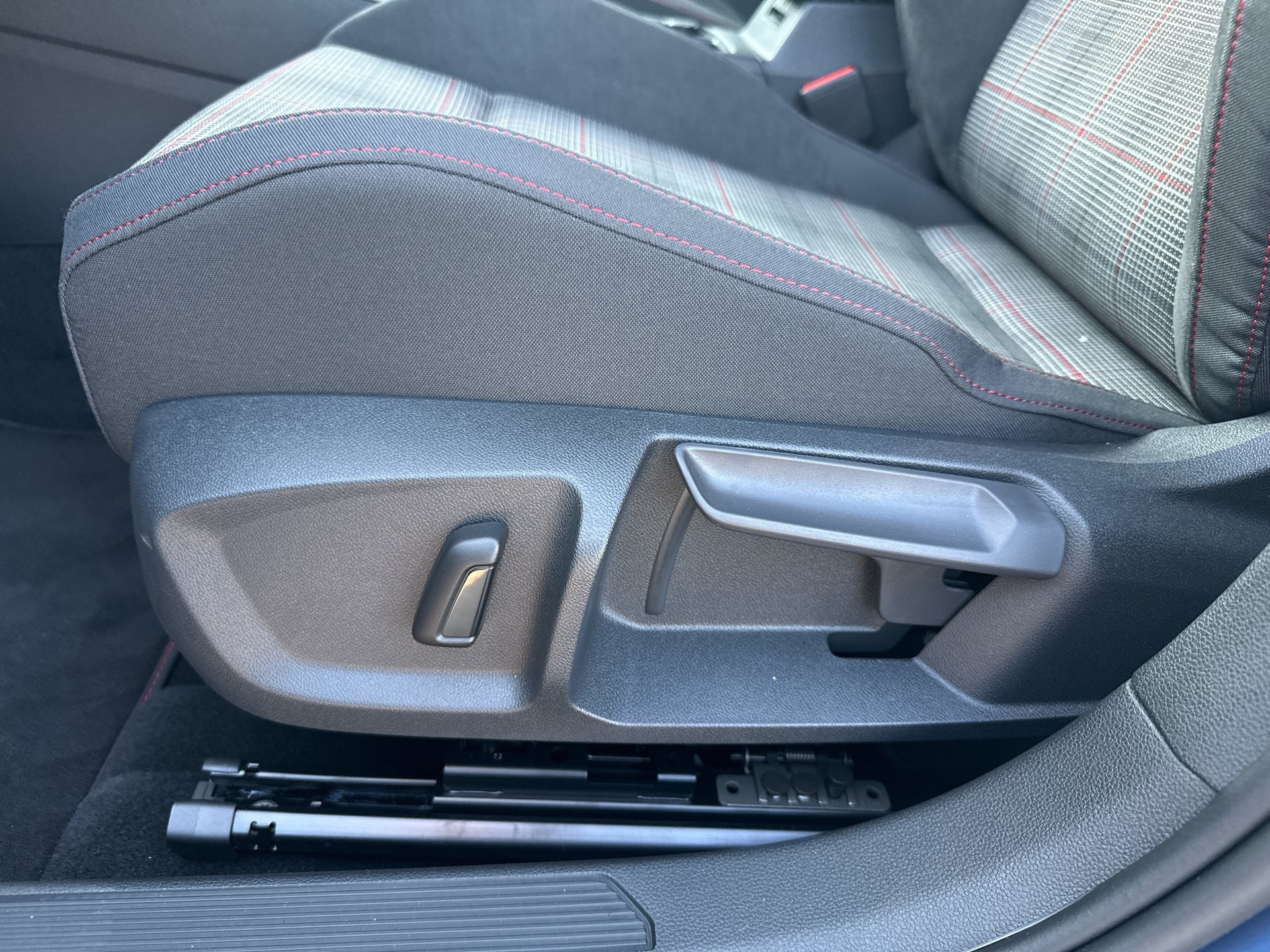 New 2026 Volkswagen GTI S FWD image 15