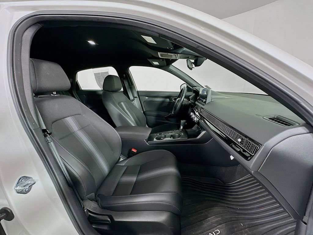 Certified 2025 Honda Civic Sport image 26