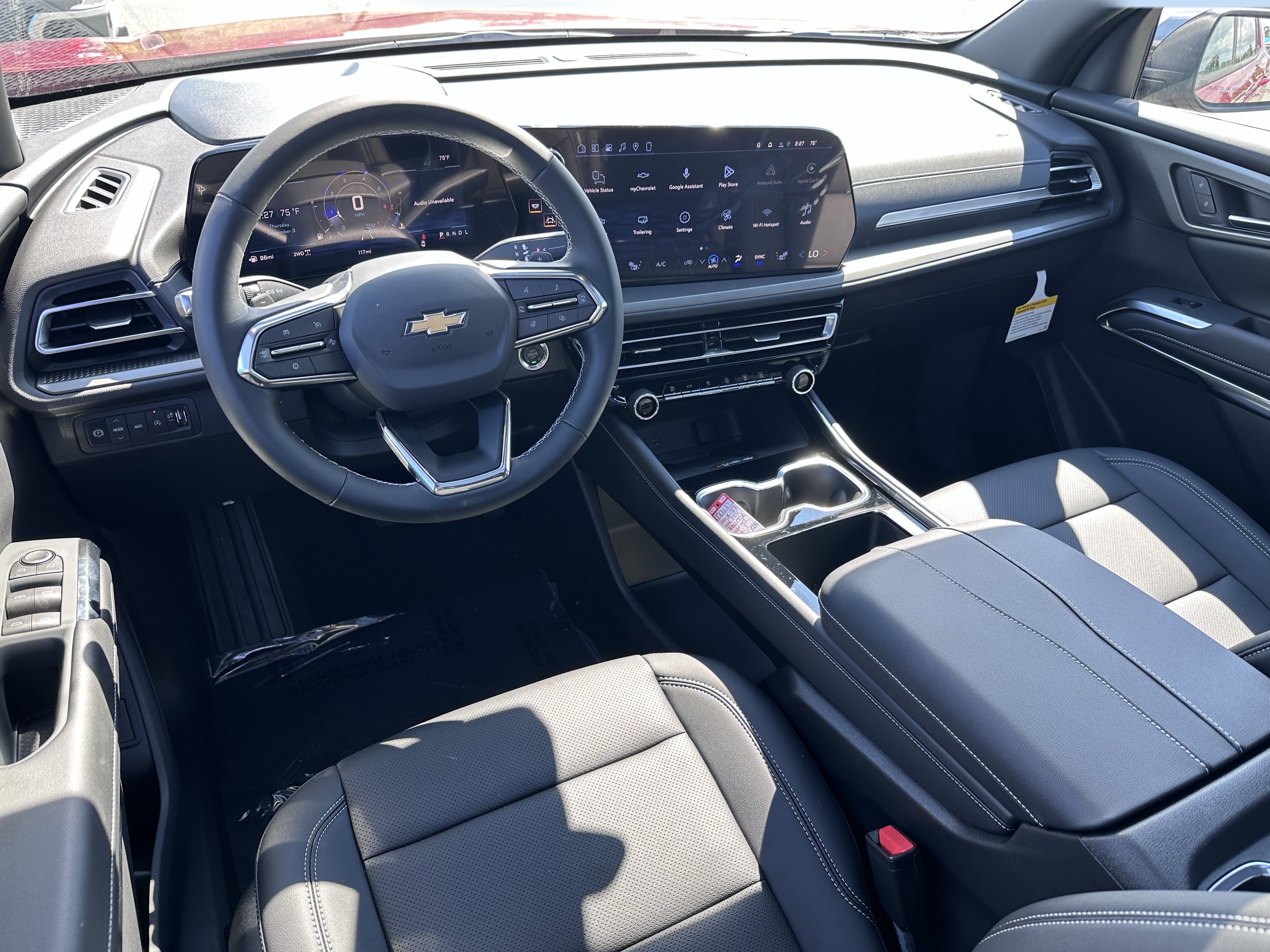 New 2027 Chevrolet Traverse LT w/ Sun and Wheel Package AWD/4WD image 7