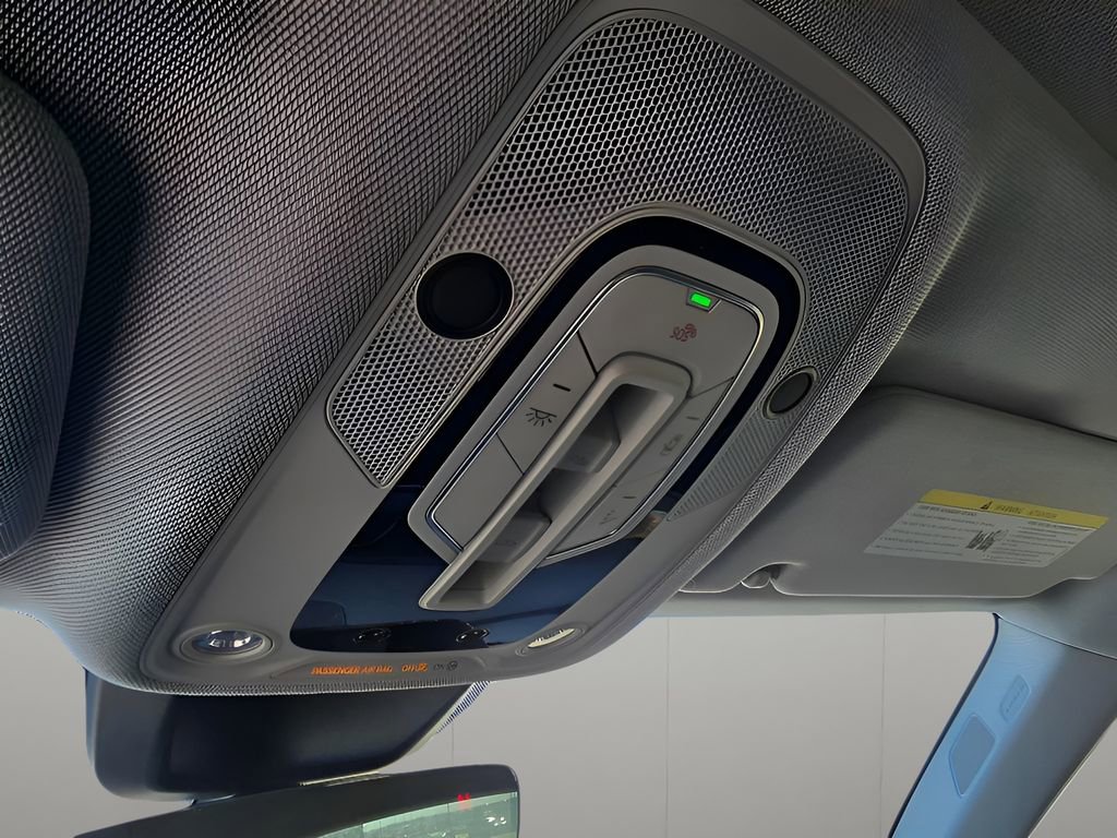 Used 2020 Audi e-tron Premium Plus image 24