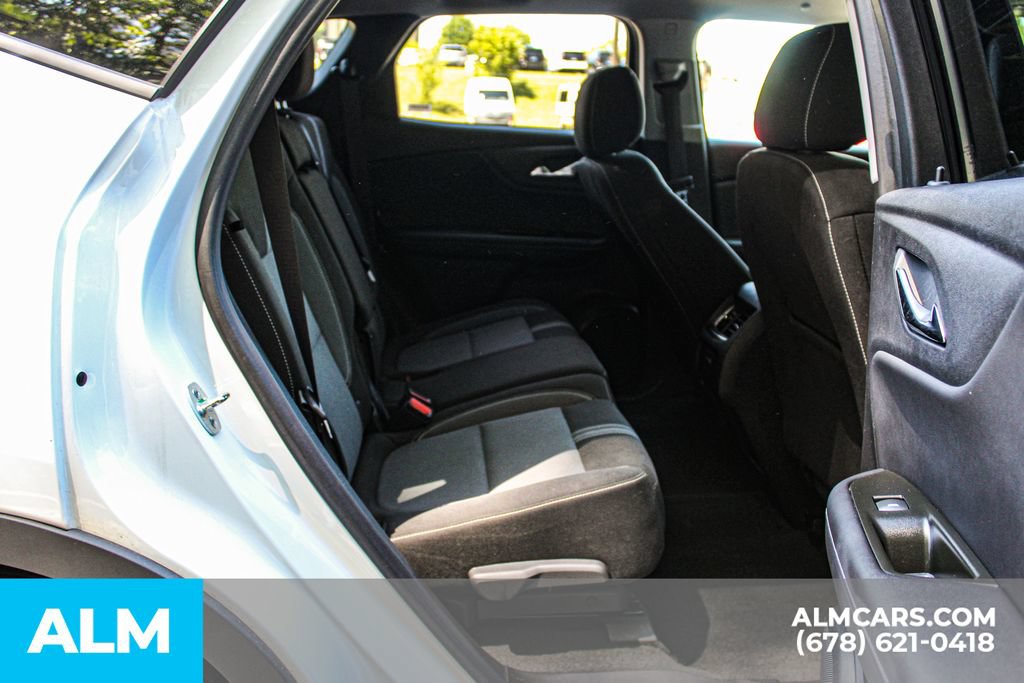 Used 2025 Chevrolet Blazer LT FWD image 19