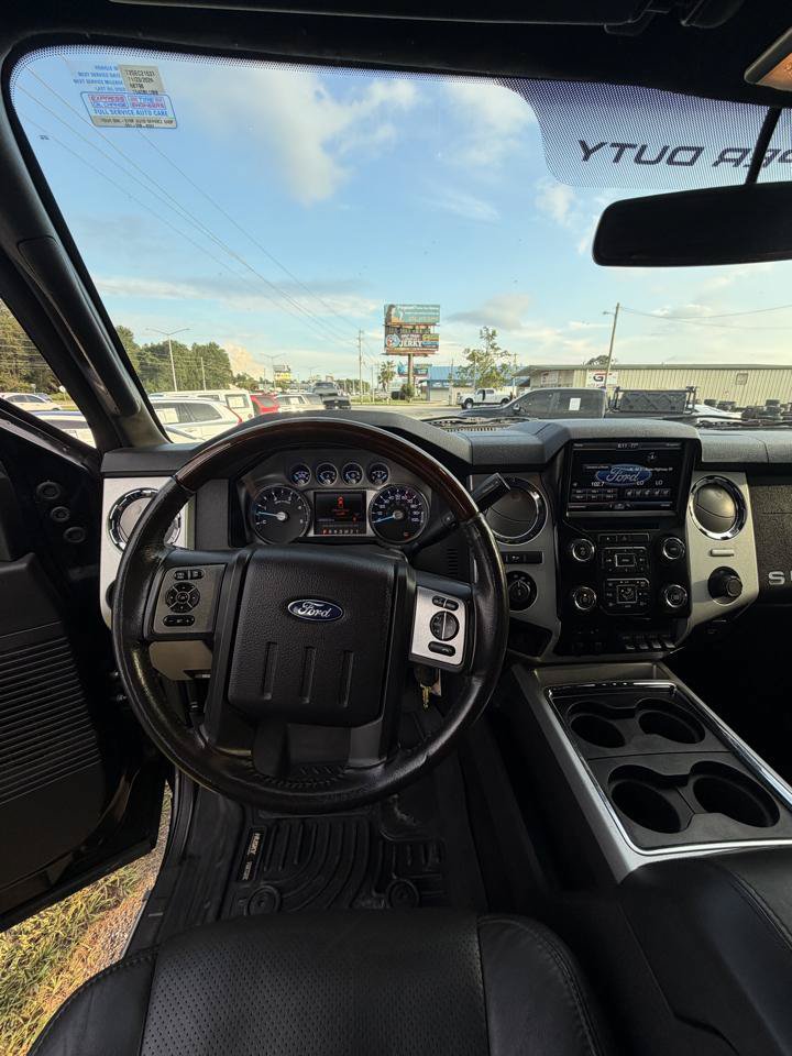 Used 2016 Ford F250 Platinum w/ FX4 Off-Road Package AWD/4WD image 14